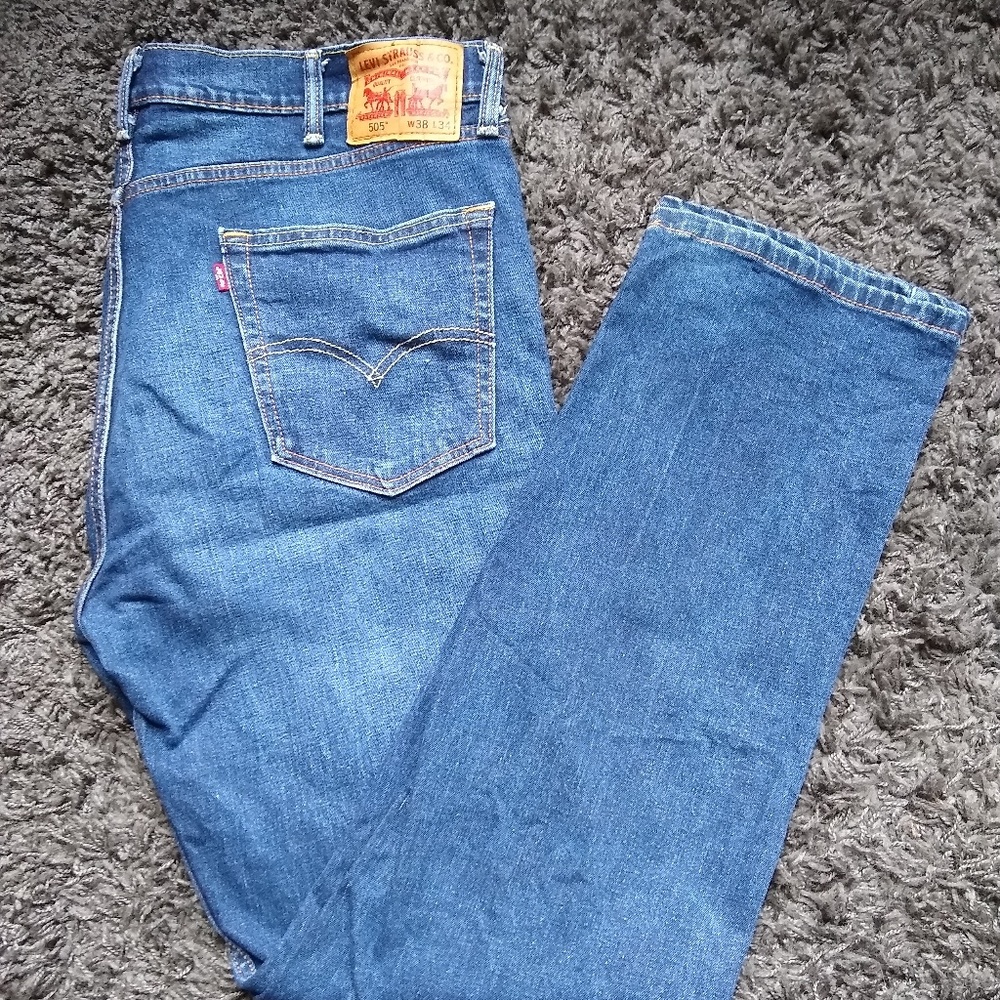 Men's Classic Blue Levi's 505 Jeans